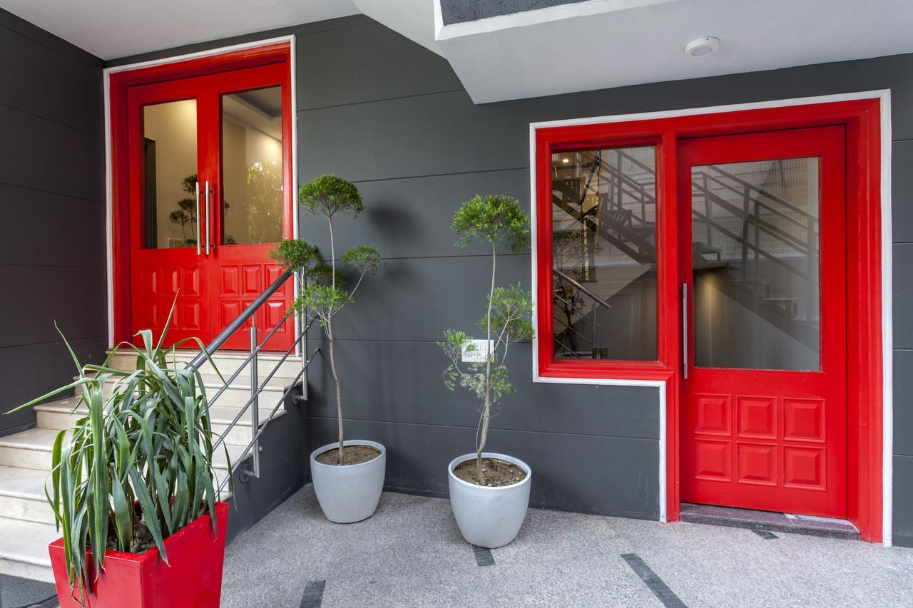Oyo Townhouse 010 La Paradise Нью-Дели Экстерьер фото